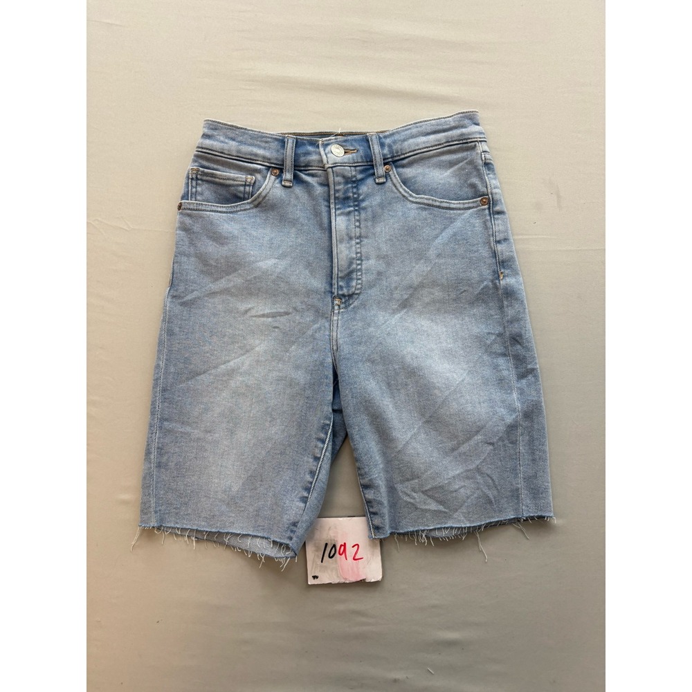 Express Bermuda High Rise Denim Shorts Light Wash Raw Hem Womens 4R